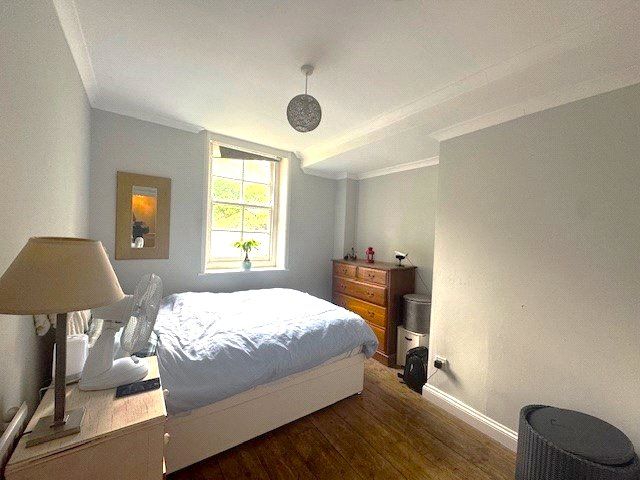 Property photo 3 of 9 Picture No. 12