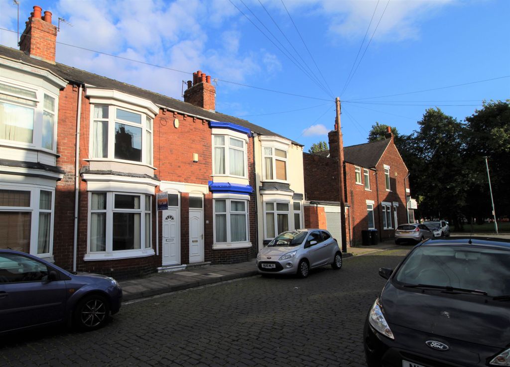 Property photo 1 of 11