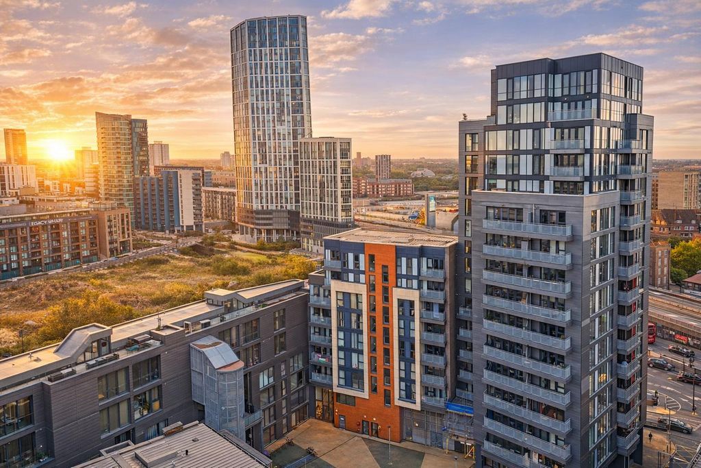 Property photo 1 of 11 Fondant External.Jpg