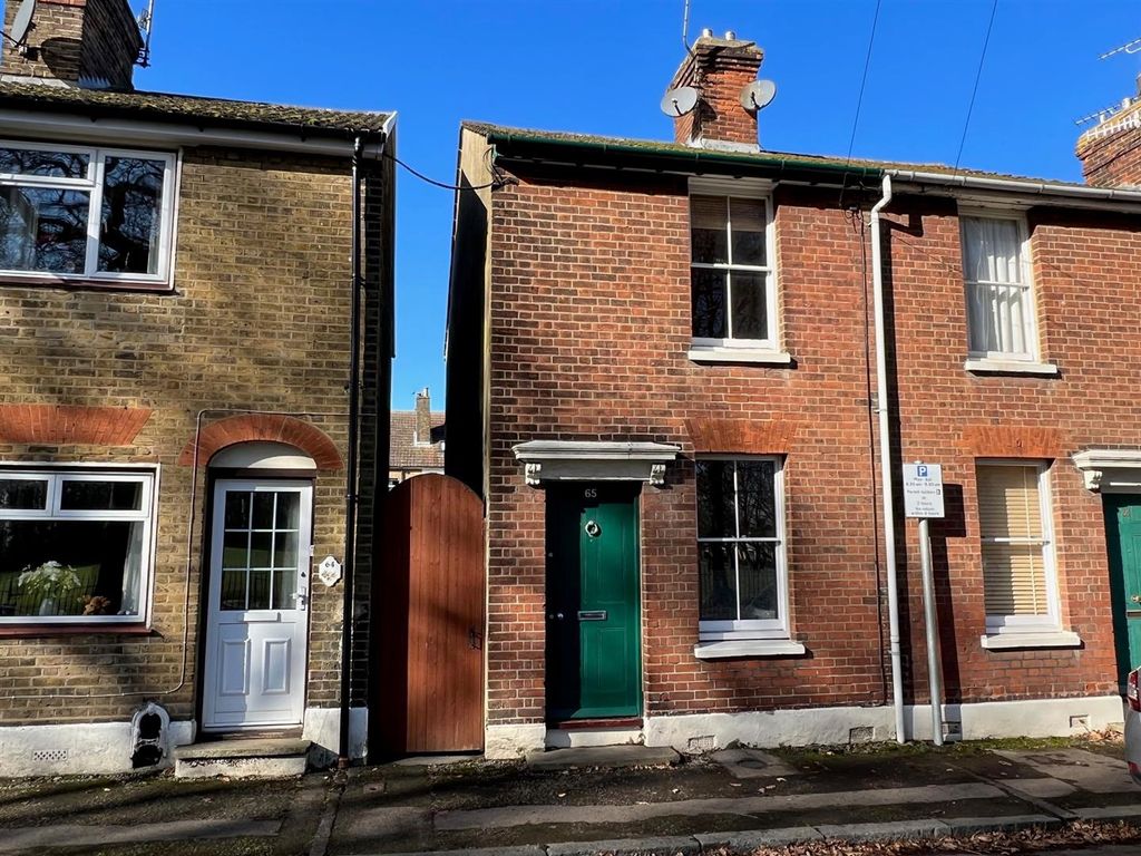 Property photo 1 of 18 65 Park Road Front.Jpg