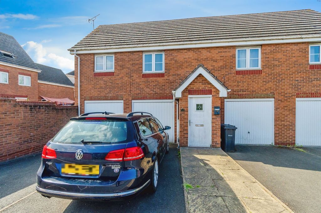 Property photo 1 of 8