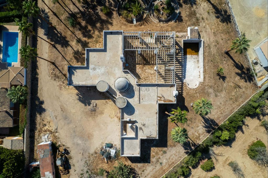 Property photo 3 of 9