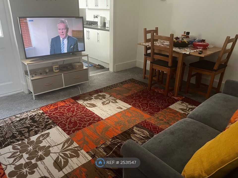 Property photo 3 of 6