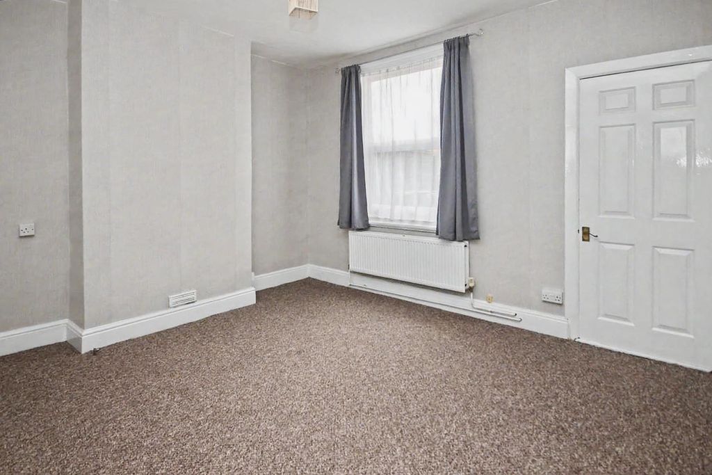 Property photo 3 of 8 Hc41Gegzwi4Bim4_4K8W3Jd3V9G_Enhanced.Jpg