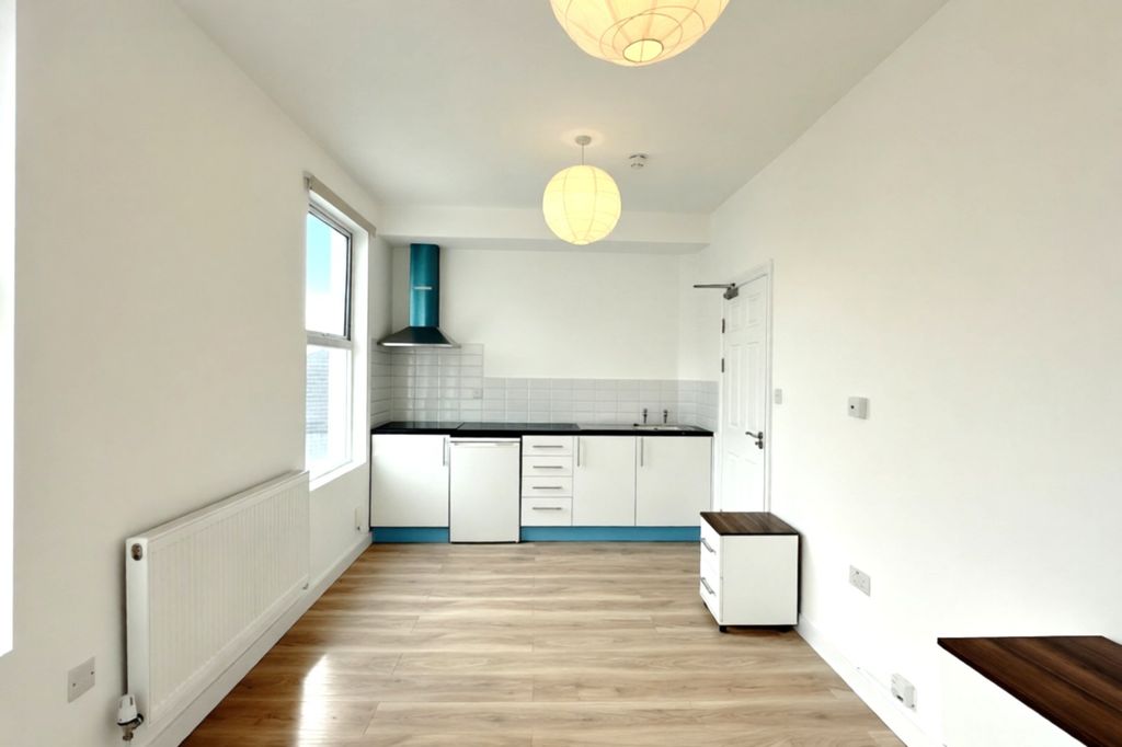 Property photo 1 of 15 Picture No. 53