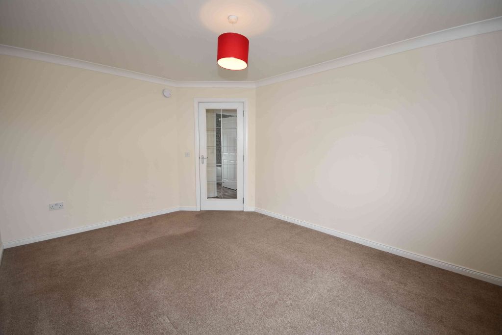 Property photo 3 of 10 Photo