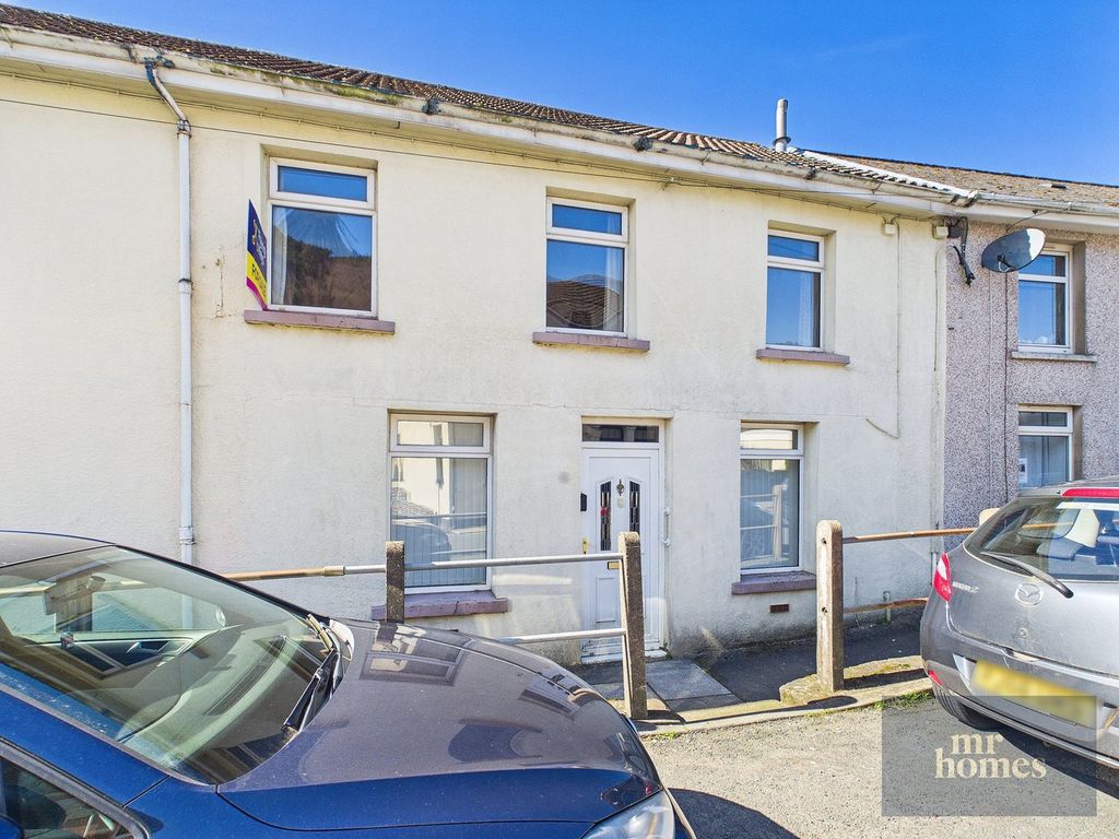 Property photo 1 of 24