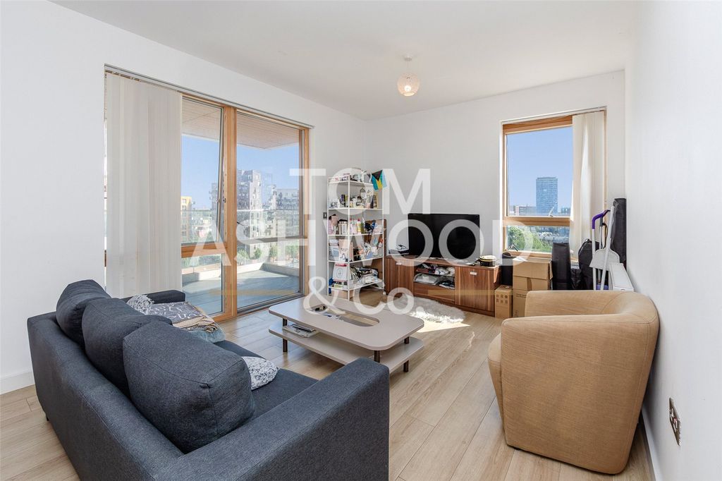 Property photo 2 of 11 Picture No. 03