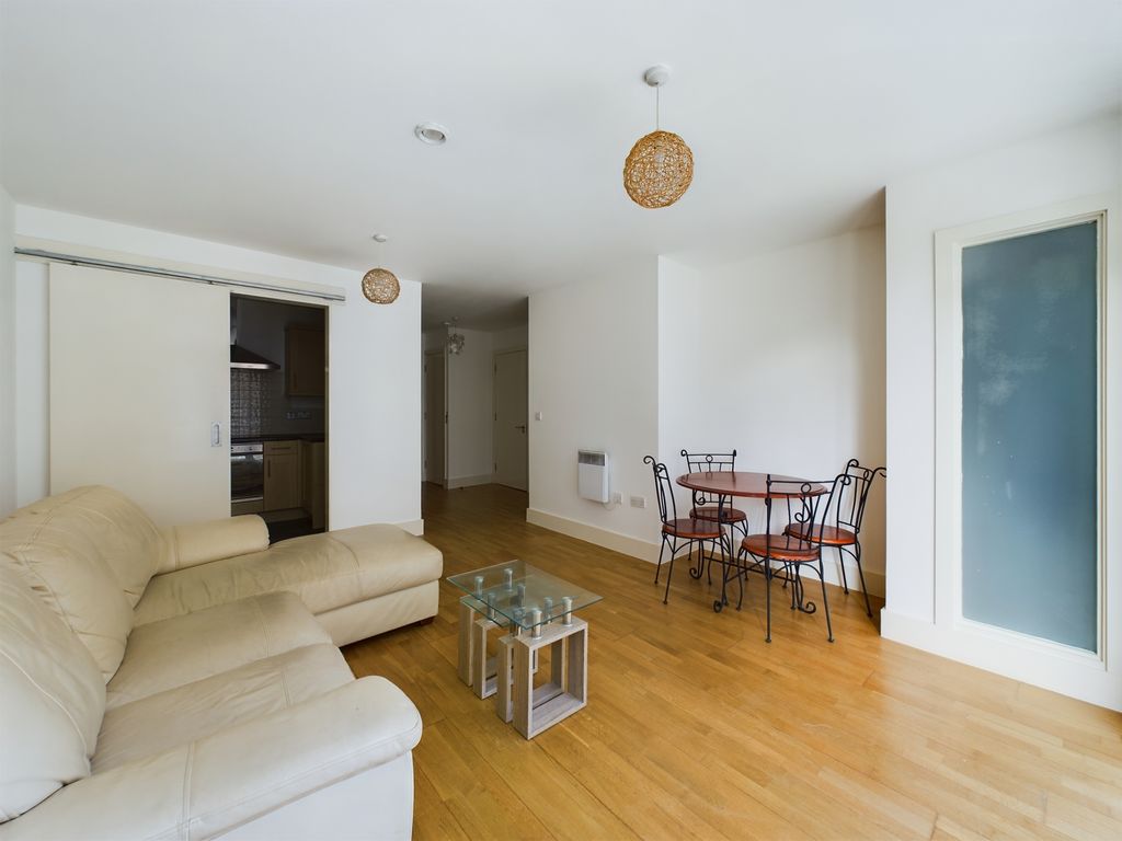 Property photo 2 of 12