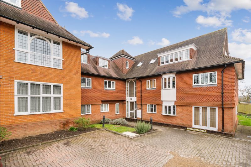 Property photo 1 of 11 Front