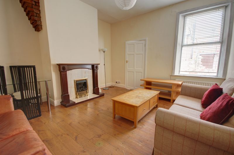 Property photo 2 of 6 Photo 6