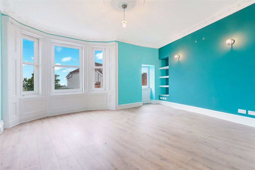 Property photo 2 of 12 2