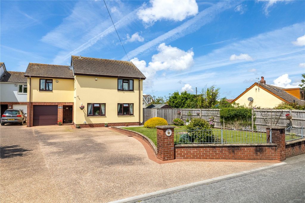 Property photo 1 of 33 Picture No. 41