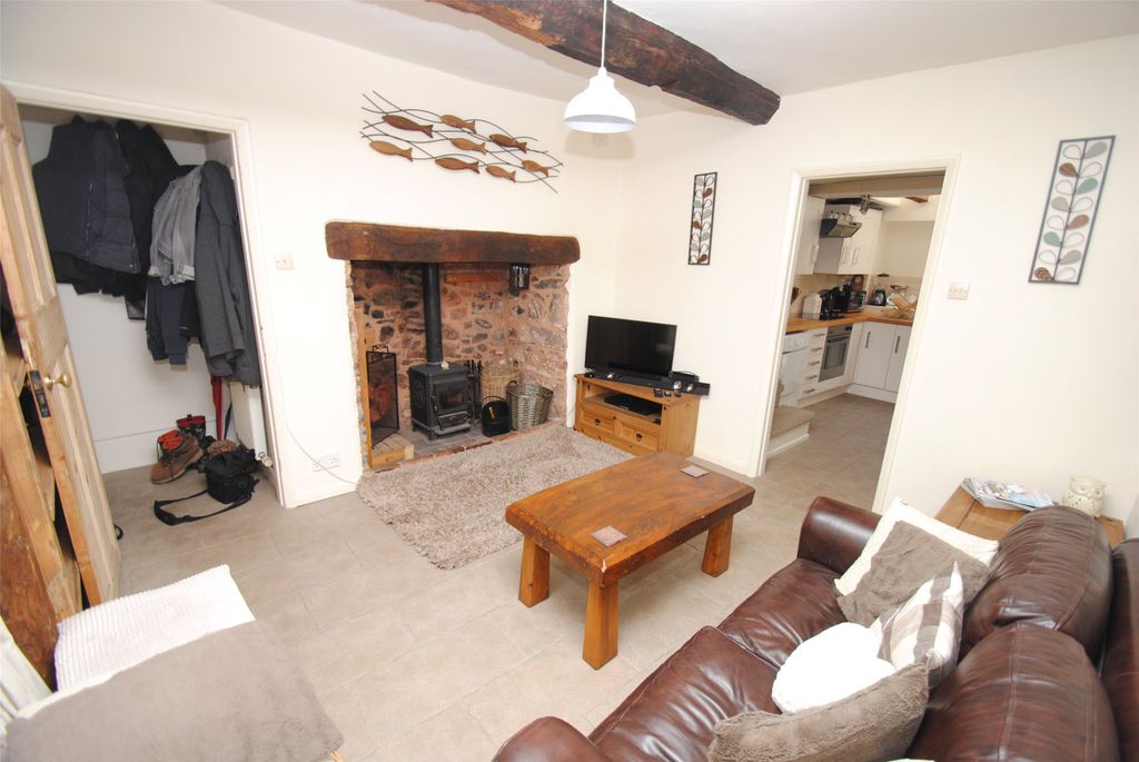 Property photo 3 of 10 3 - Picture No. 03