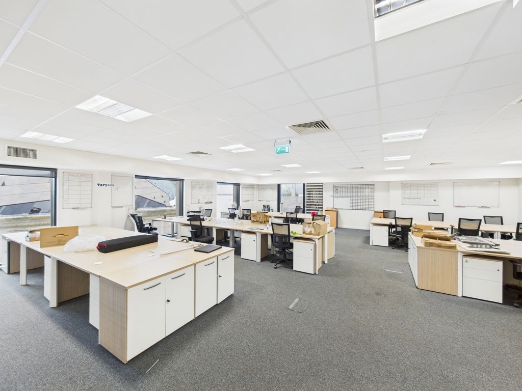 Property photo 3 of 10 Photo 3