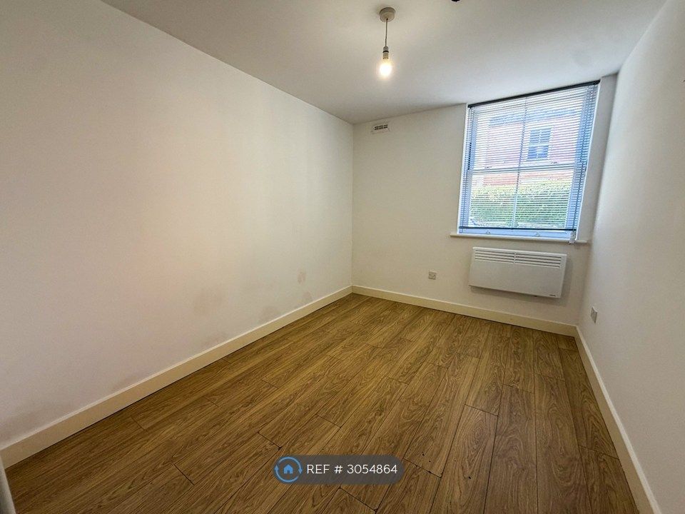 Property photo 2 of 3