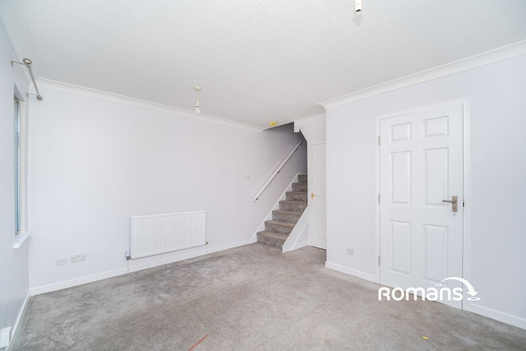 Property photo 2 of 10 Photo