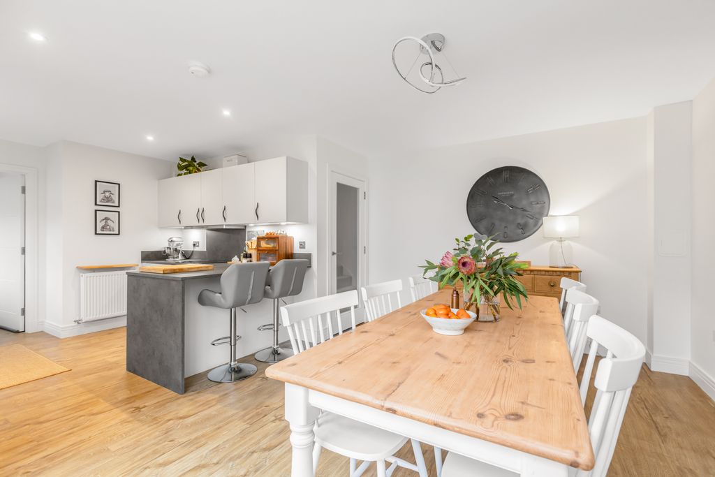 Property photo 3 of 23 Property Image 3