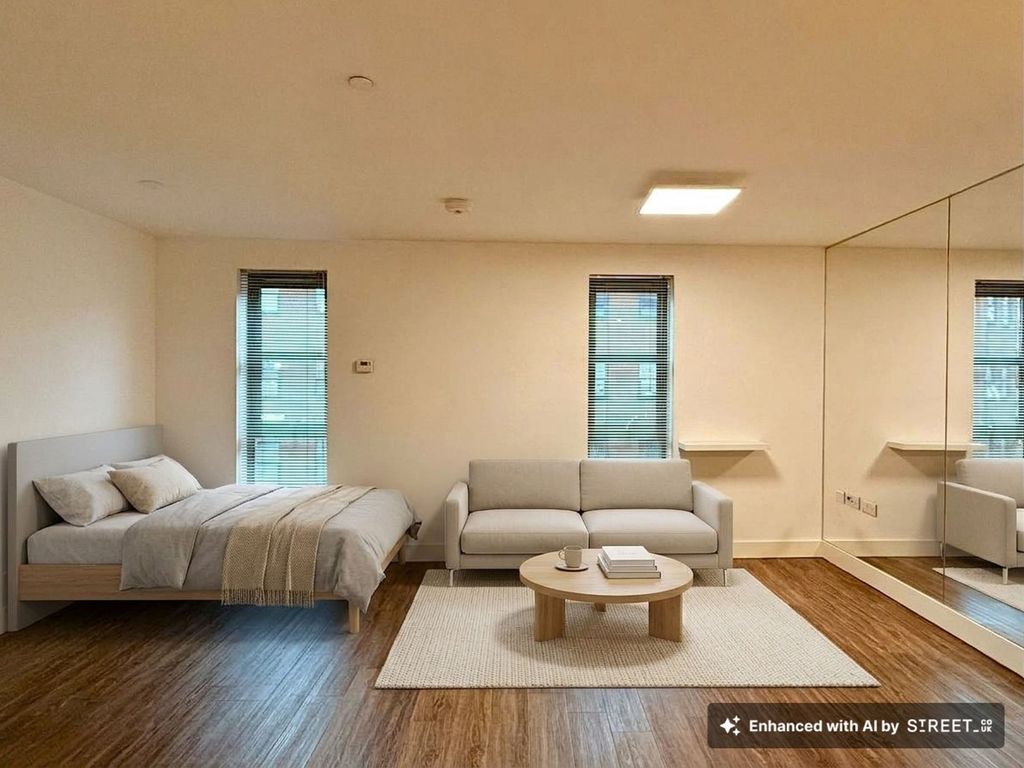 Property photo 3 of 8 Virtually Staged