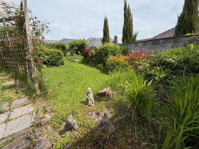 Property photo 3 of 17 Externally