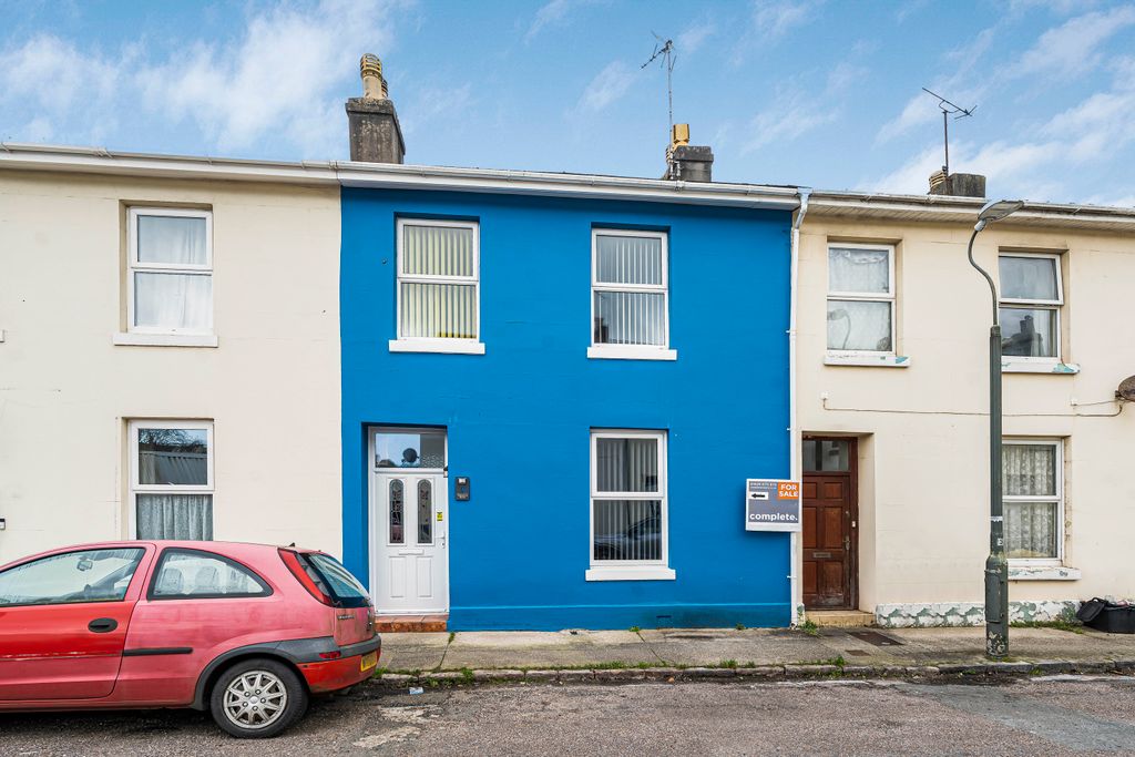 Property photo 2 of 22