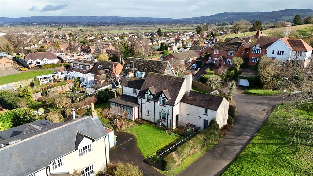 Property photo 2 of 21 Picture No. 61