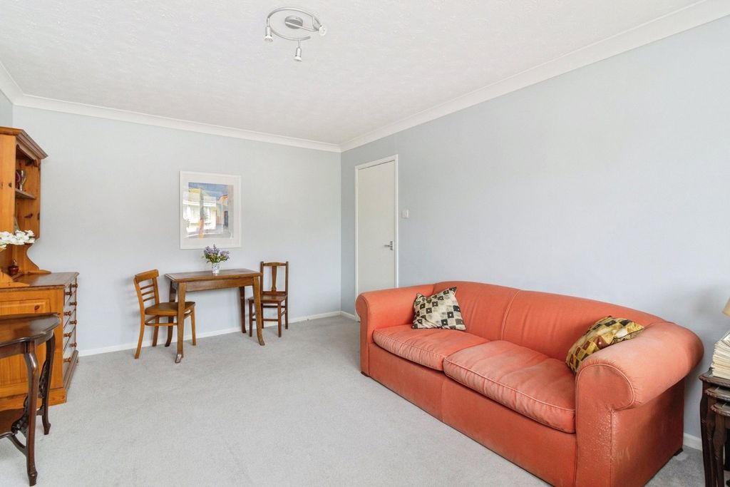 Property photo 3 of 13 Pbox-Img.Jpg