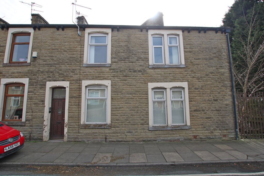 Property photo 1 of 9 1