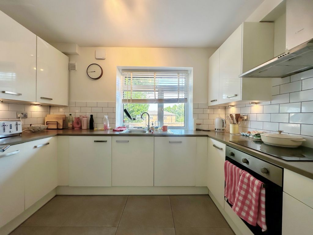 Property photo 1 of 18 Picture No. 15