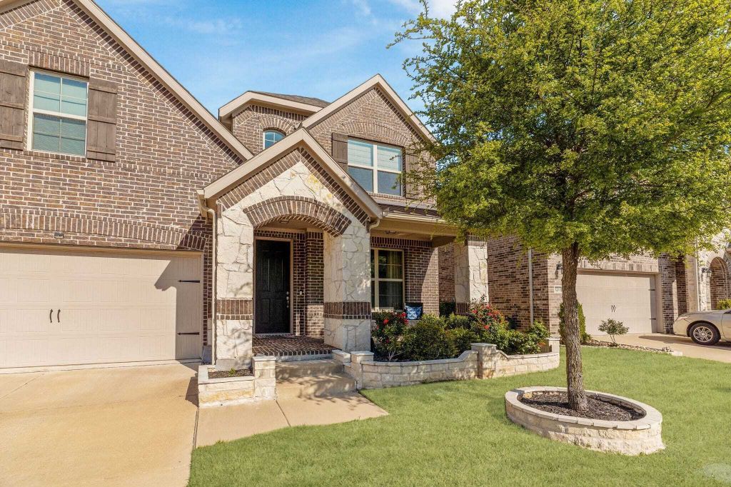 Property photo 1 of 31