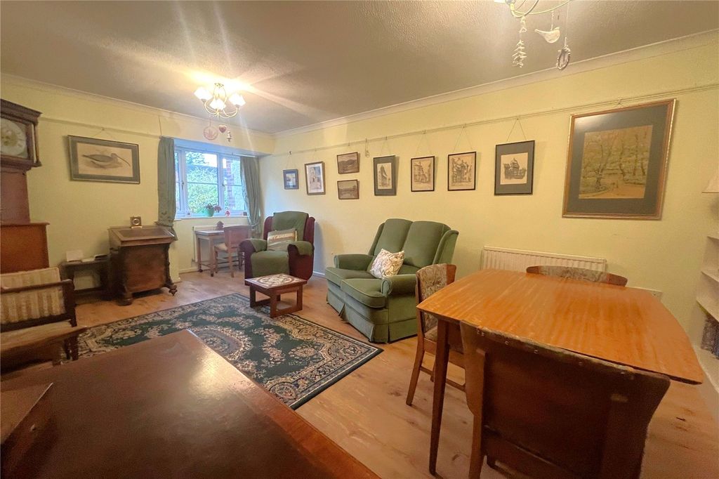 Property photo 3 of 10 Picture No. 09