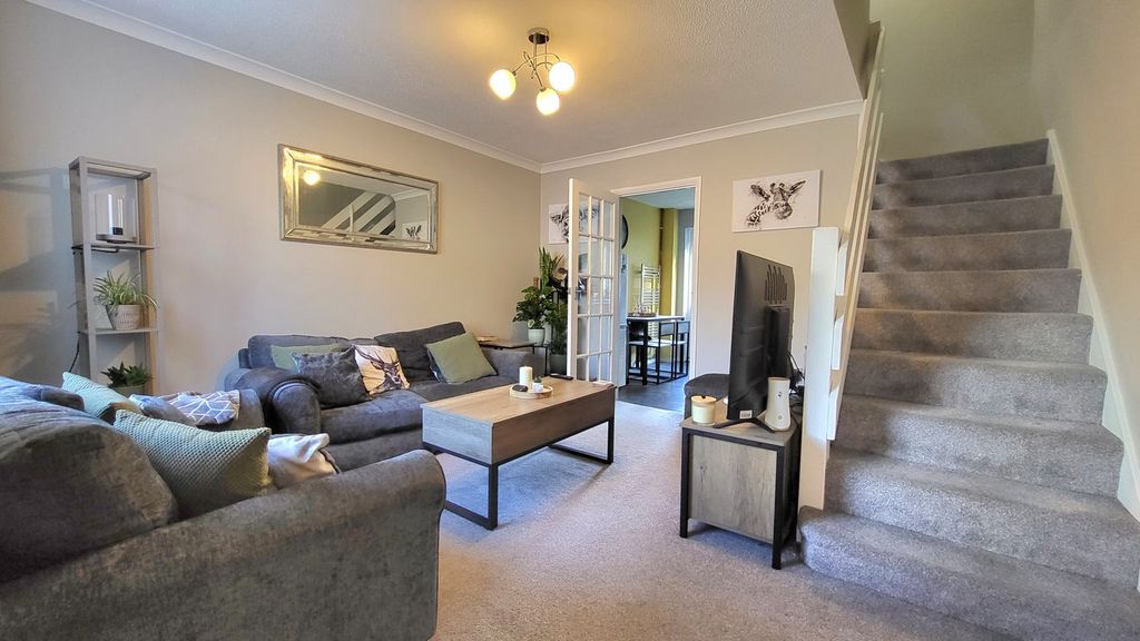 Property photo 3 of 13