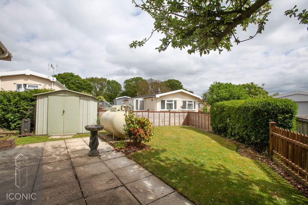 Property photo 2 of 12 Photo 10