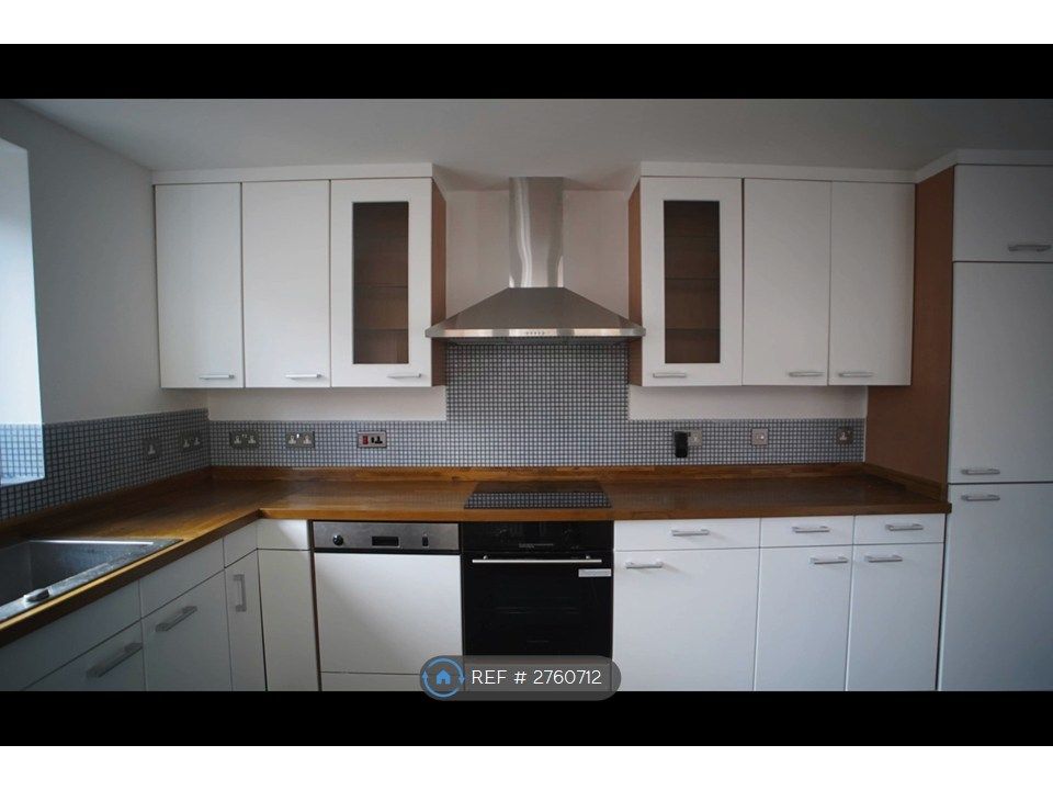 Property photo 3 of 20 Kitchen View 2