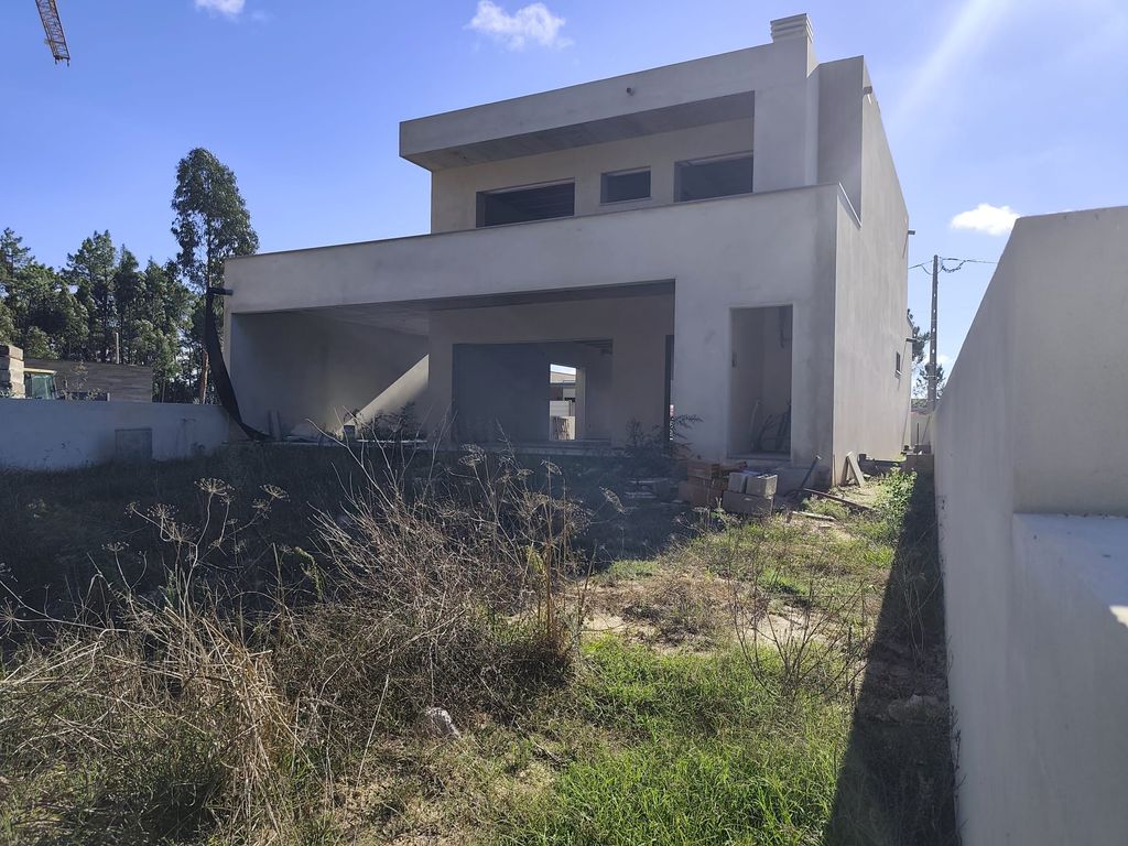 Property photo 3 of 21