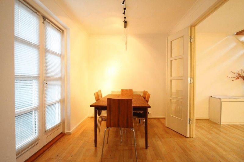 Property photo 3 of 11 Photo 4