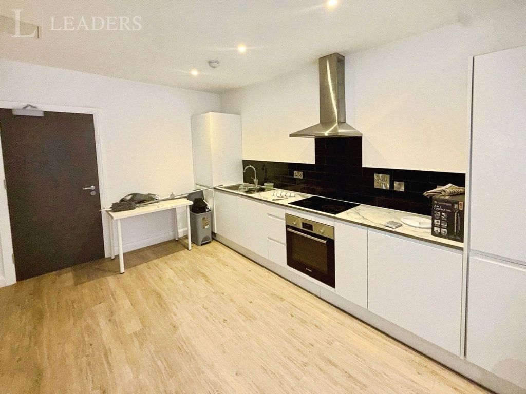 Property photo 3 of 11 Picture No. 20