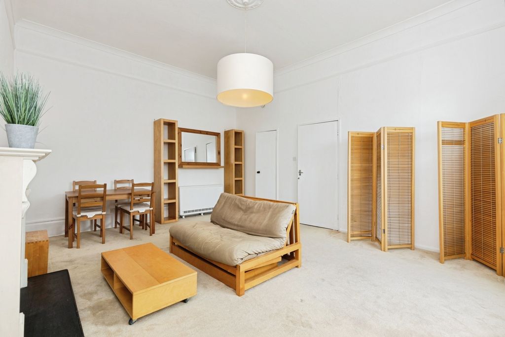 Property photo 2 of 11 Pbox-Img.Jpg