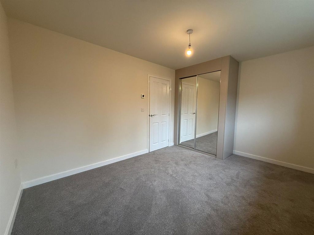 Property photo 3 of 18 6d005487-E4c3-45A8-9F2A-8B1Da6E1A4A2.Jpg