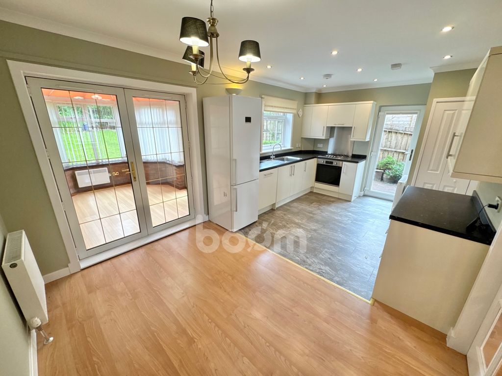 Property photo 3 of 36 Spiers Avenue, Beith Dining Space Pic