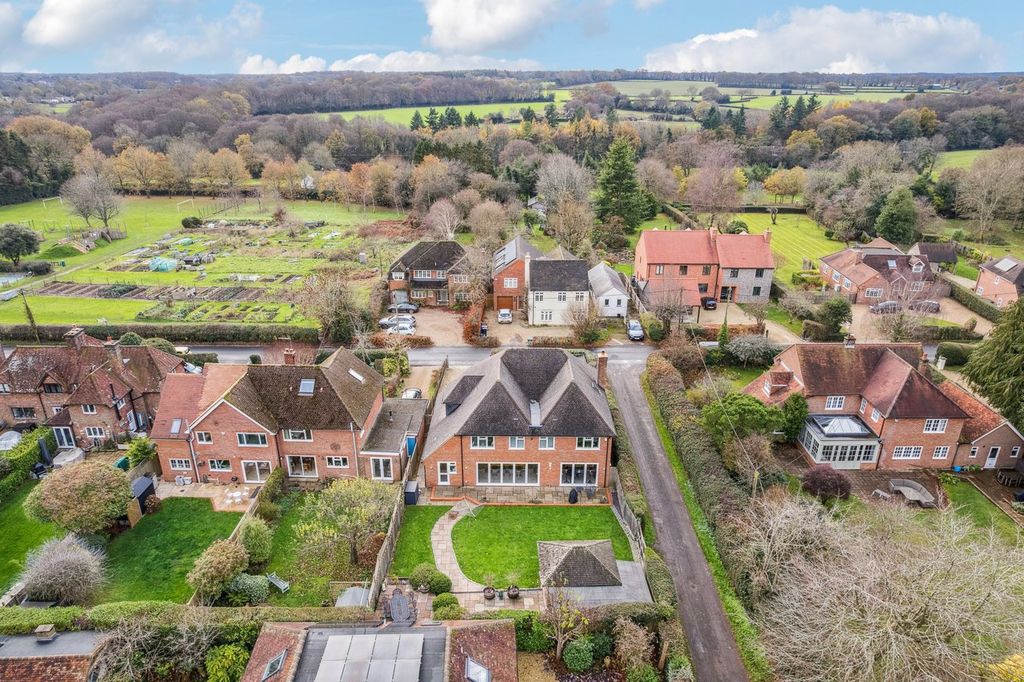 Property photo 2 of 38