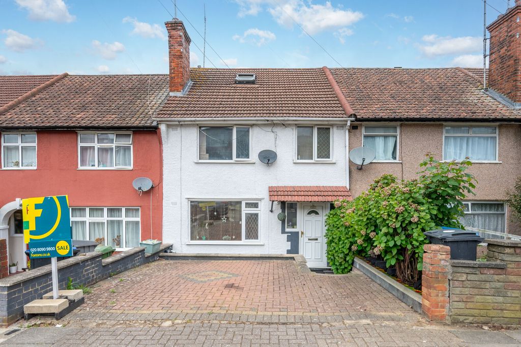 Property photo 2 of 12