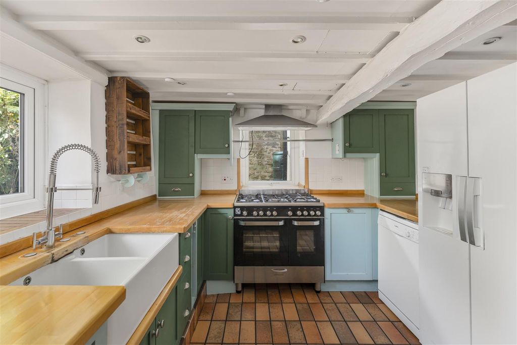 Property photo 3 of 23 Cosy Cottage, Bodicote-13.Jpg
