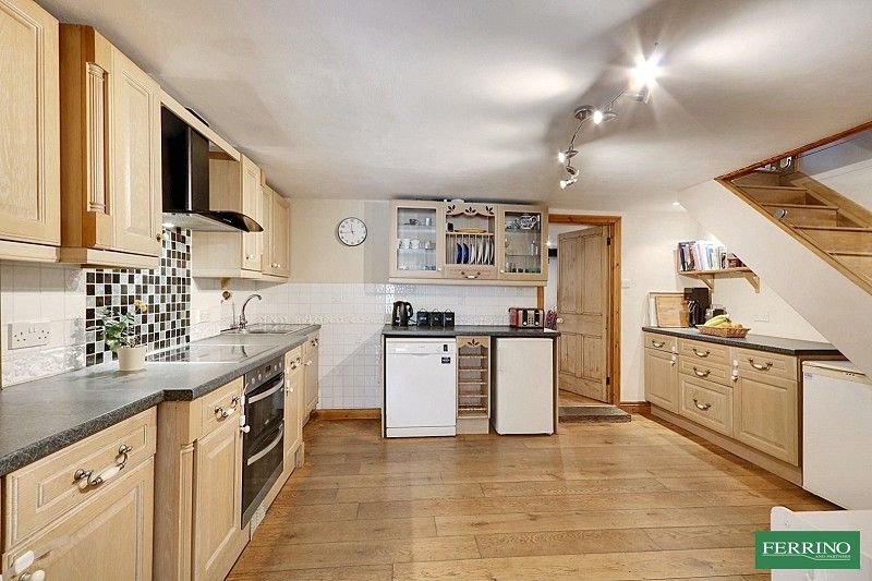 Property photo 3 of 25 Kitchen Breakfast Room