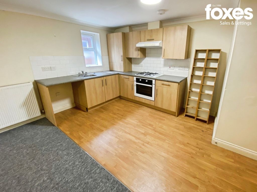 Property photo 2 of 9 4941502