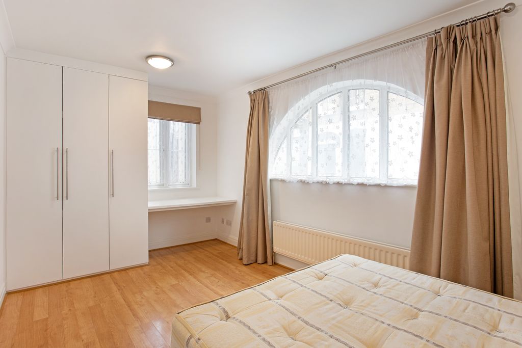 Property photo 3 of 7