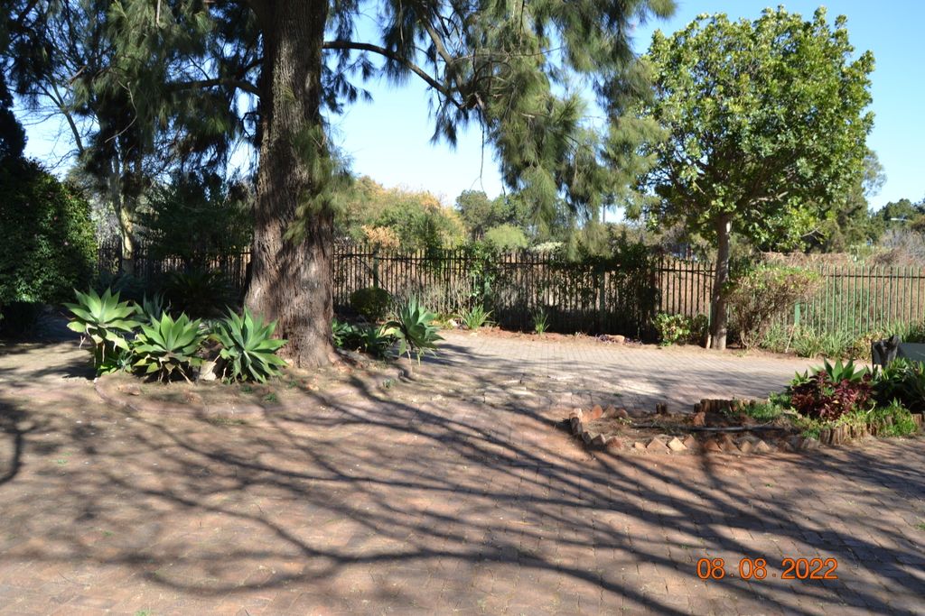 Property photo 1 of 46