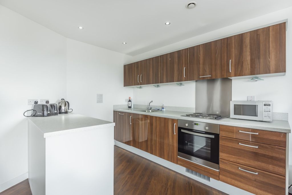 Property photo 3 of 12 3