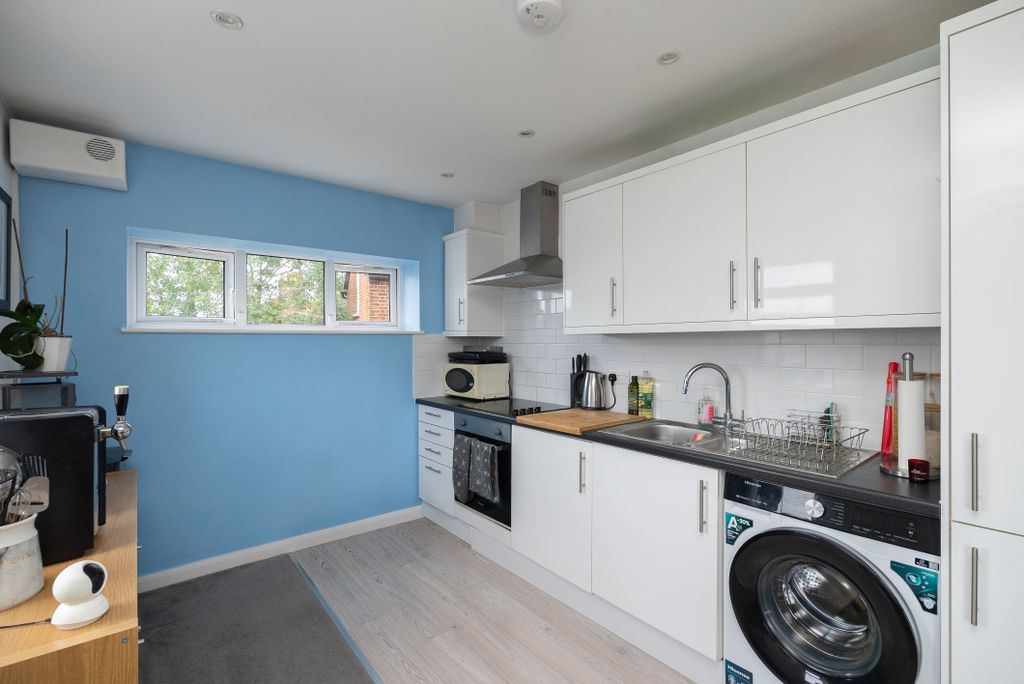 Property photo 1 of 11 Dsc08324