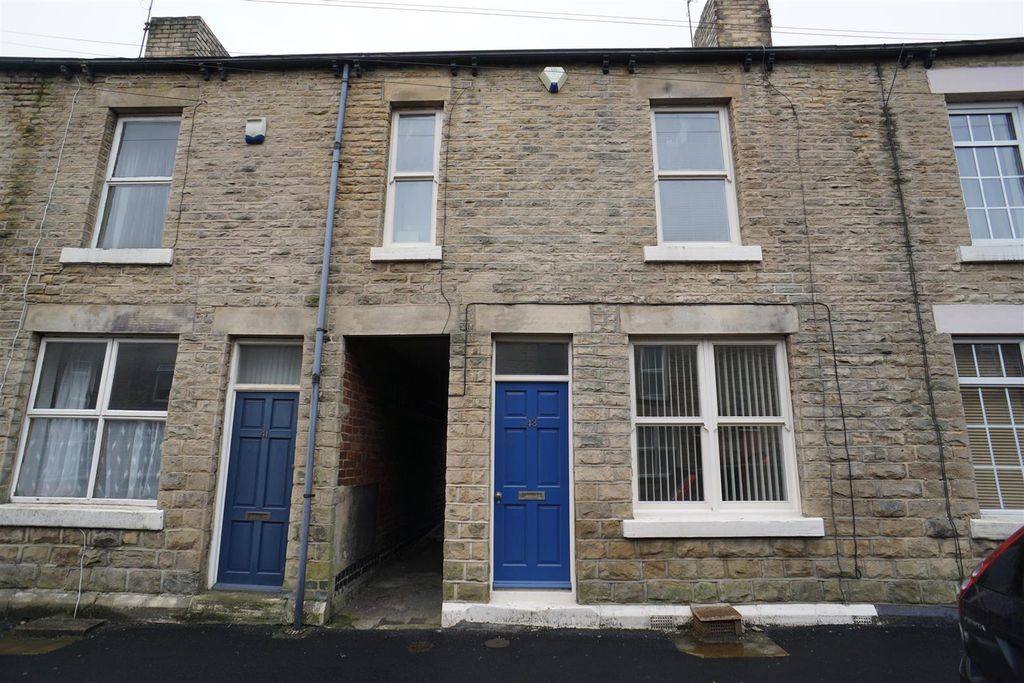 Property photo 1 of 6